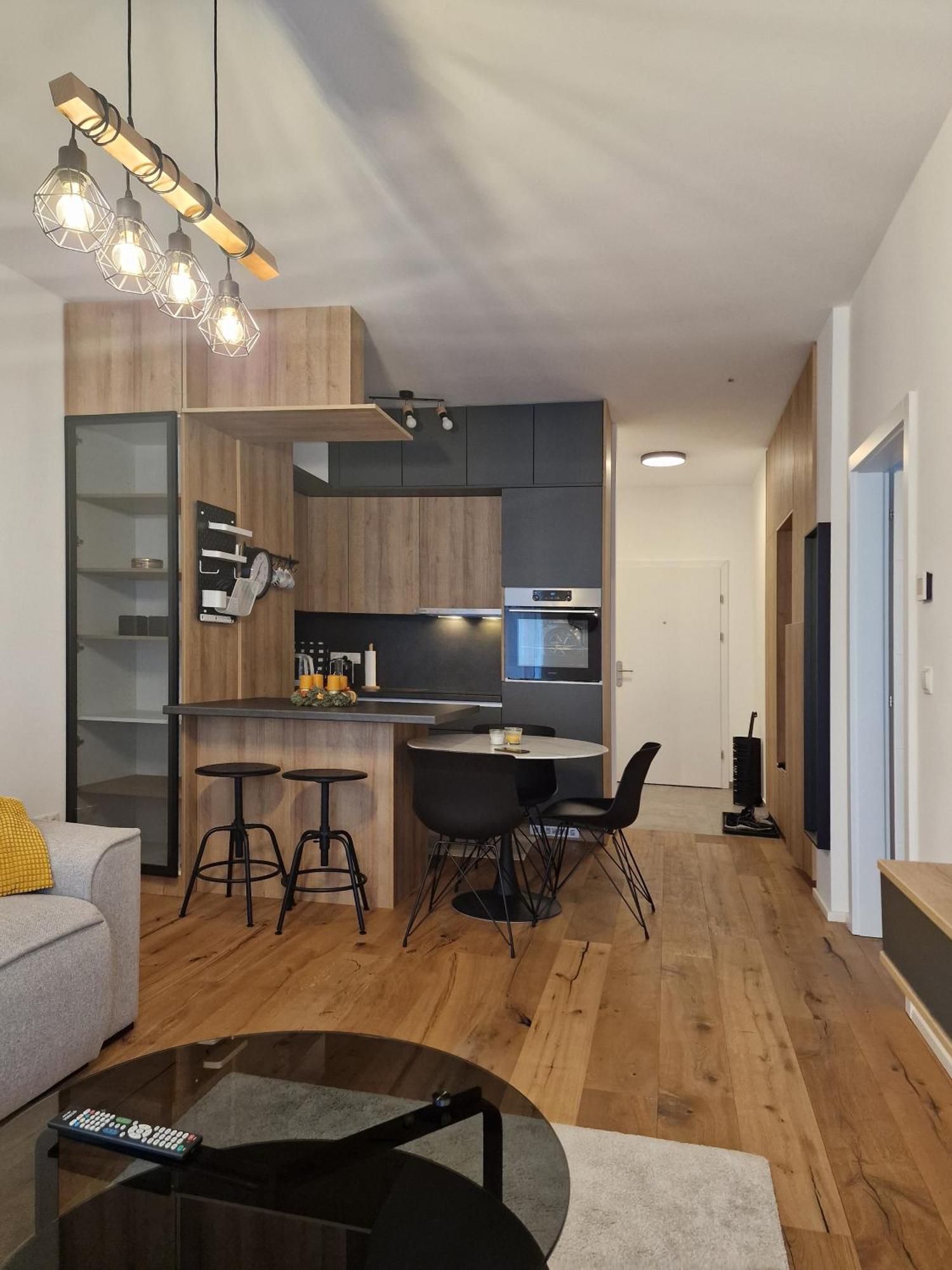 Vienna Luxury New Apartment Favoriten Buitenkant foto